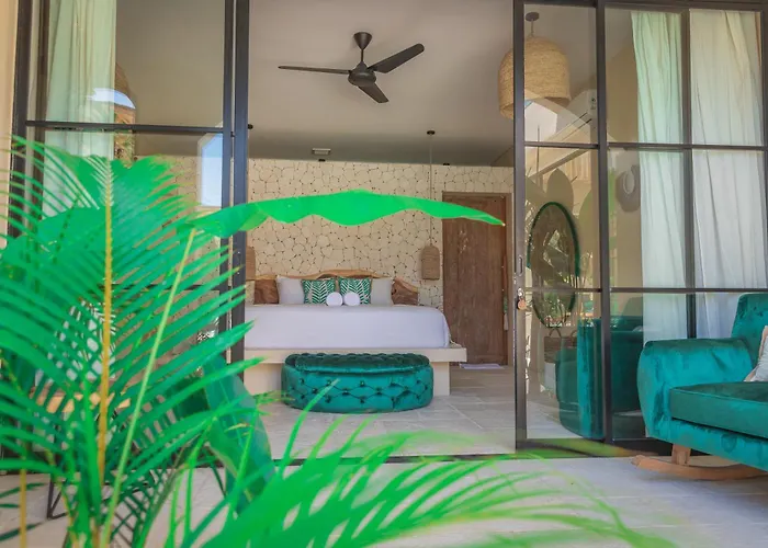 Hotel Lagoons - Retreat And Uluwatu (Bali)