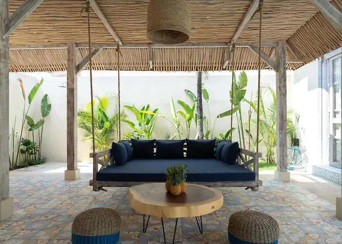 Hotel Lagoons - Retreat And
