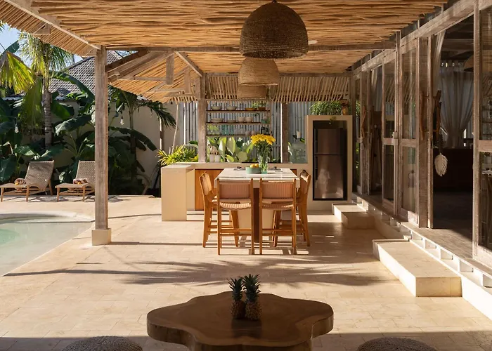 Hotel Lagoons - Retreat And