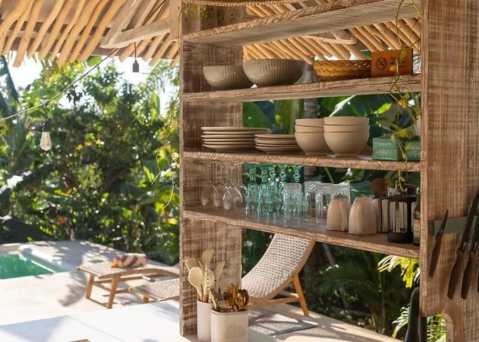 Lagoons - Retreat And Hotel Uluwatu (Bali)